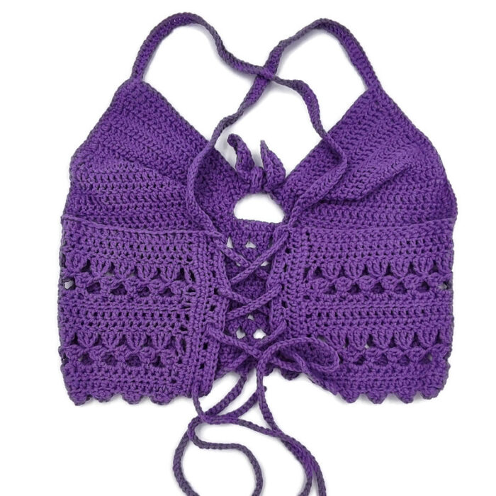 Πλεκτό crop top με φιογκάκι και κορδόνια
