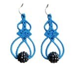 Μακραμέ μακριά σκουλαρίκια με disco ball με γκρι σκούρα στρασάκια