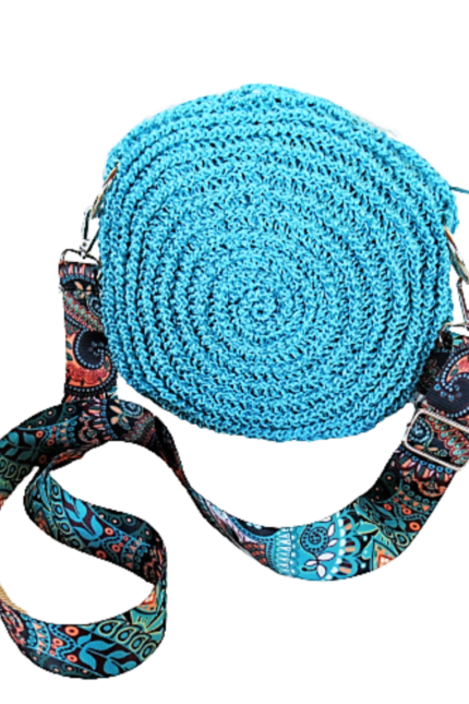 Χειροποίητη στρογγυλή τσάντα ώμου ή χιαστί πλεγμένη με κορδόνι φλος σε χρώμα τουρκουάζ, διαμέτρου 27 εκ.