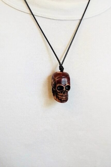 Αντρικό μαύρο μενταγιόν καφέ νεκροκεφαλή skull 3d