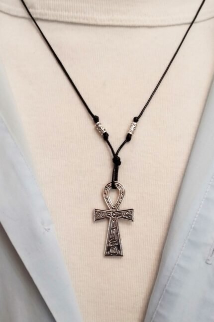 Αντρικό μαύρο μενταγιόν μεταλλικό αιγυπτιακό σύμβολο Ανκχ