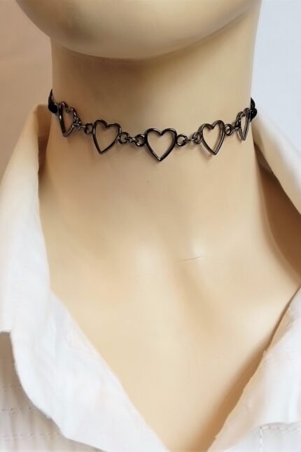 Τσόκερ γυναικείο με καρδιές