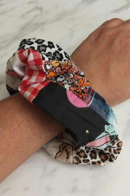 Scrunchie βαμβακερό, φαρδύ με patchwork και φάσα μαύρη