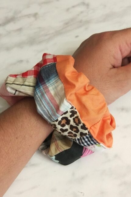 Scrunchie βαμβακερό, φαρδύ με patchwork και φάσα πορτοκαλί