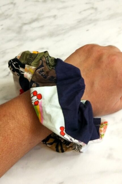 Scrunchie βαμβακερό, φαρδύ με patchwork και φάσα μπλε
