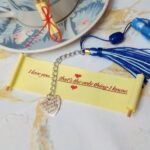 Σετ δώρου με γαλάζιο κομπολόι κούπα καφέ και πάπυρο
