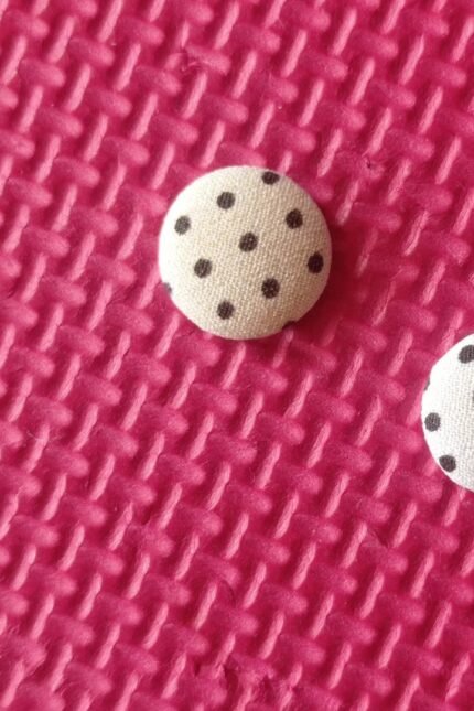 Πουα σκουλαρικια καρφωτα