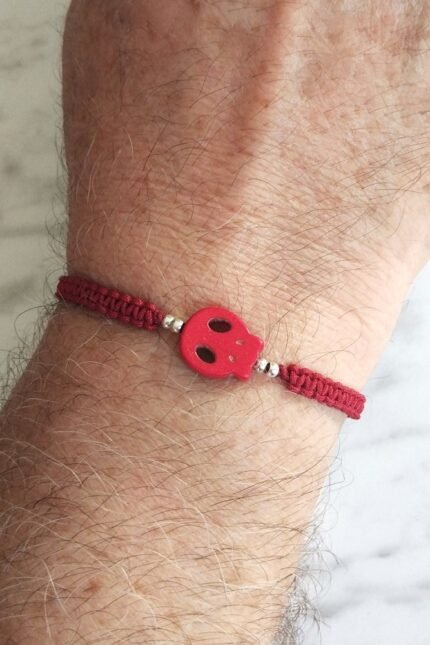 Βραχιόλι αντρικό μπορντώ νεκροκεφαλή χαολίτης