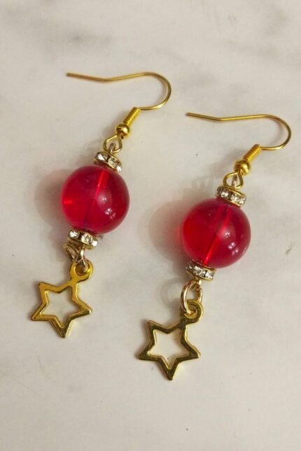 Σκουλαρίκια με κόκκινη χάντρα και αστέρι