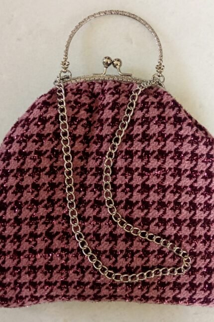 Χειροποίητο τσαντάκι χειρός από ύφασμα