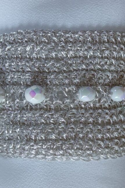 Χειροποίητο πλεκτό βραχιόλι ασημί με κρύσταλλα