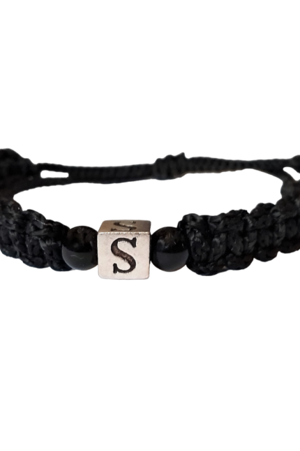 Βραχιόλι αντρικό μονόγραμμα S μαύρο μακραμέ