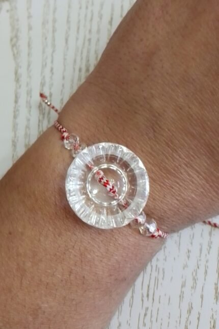 Μαρτάκι γυναικείο κουμπί λευκό στρογγυλό λουλούδι