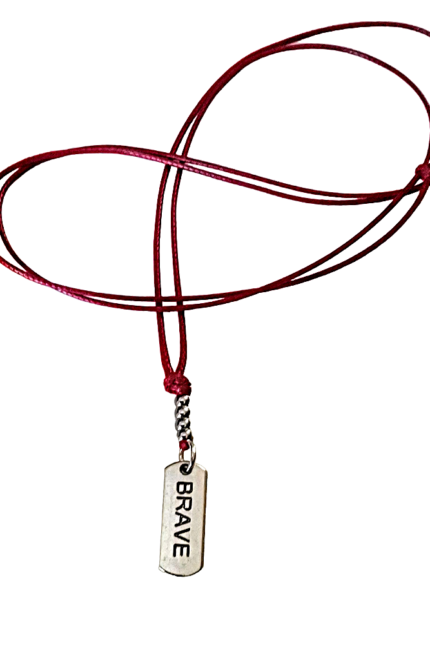 Αντρικό μενταγιόν μπορντώ δερματίνη Brave μεταλλικό