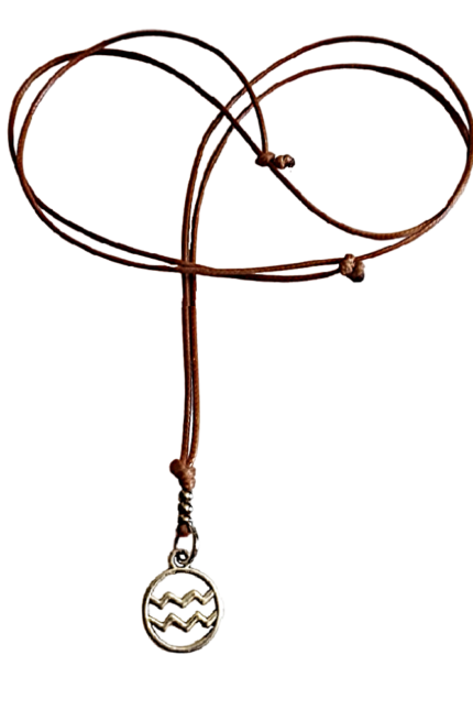 Αντρικό μενταγιόν καφέ ζώδιο Υδροχόος μεταλλικό