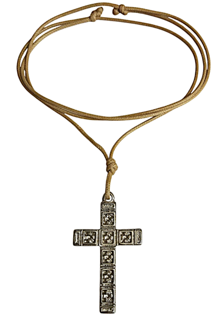 Αντρικό μπεζ μενταγιόν κλασσικός σταυρός