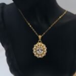 " Sara " Μενταγιόν κολιέ νυφικό με πέρλα