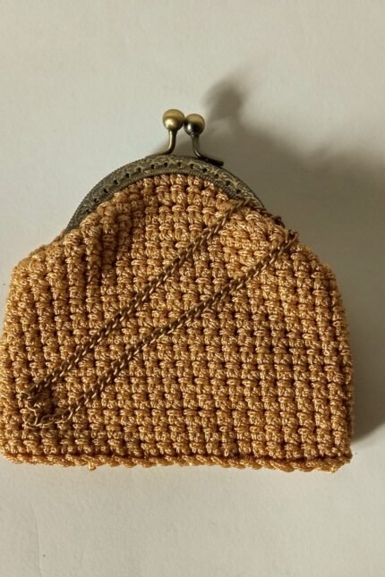 Χειροποίητο κολιέ πλεγμένο με βελονάκι σε στυλ vintage