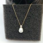 ” Rosabelle” Μενταγιόν νυφικό με πέρλα χρυσό