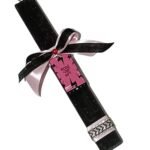 Πασχαλινή λαμπάδα Rose APT με μπρελόκ - Image 3