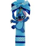 Πασχαλινή λαμπάδα Stitch με ξύλινο μπρελοκ - Image 2