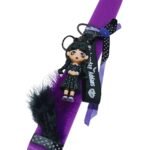 Πασχαλινή λαμπάδα με μπρελόκ "Wednesday" - Image 3