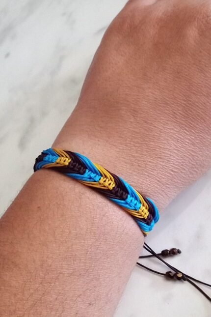 Γυναικείο βραχιόλι τρίχρωμο μακραμέ καφέ-τυρκουάζ-κίτρινο