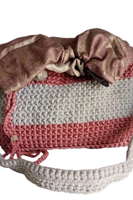 Χειροποίητη πλεκτή τσάντα ώμου με ύφασμα