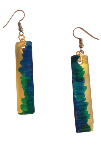 Χειροποίητα κρεμαστά σκουλαρίκια από ορείχαλκο ζωγραφισμένα στο χέρι