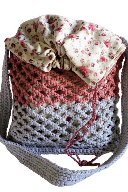 Χειροποίητη πλεκτή τσάντα με ύφασμα