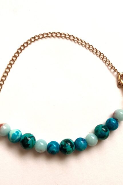 Βραχιόλι χειροποίητο με ημιπολύτιμες πέτρες χαολίτη και ατσάλινη αλυσίδα