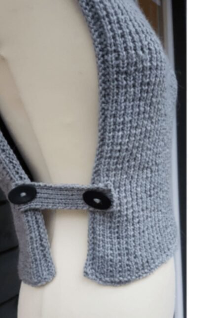 Πατρόν για πλεκτό ζιβάγκο χωρίς μανίκια με ανοιχτά πλαϊνά και κουμπιά