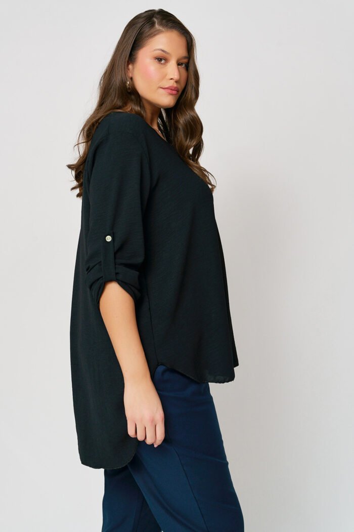 Ασύμμετρη Πουκαμίσα με V | Plus Size Ρούχα - Image 3