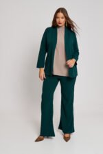 Παντελόνι Καμπάνα Κρεπ Alora | Plus Size Ρούχα - Image 4