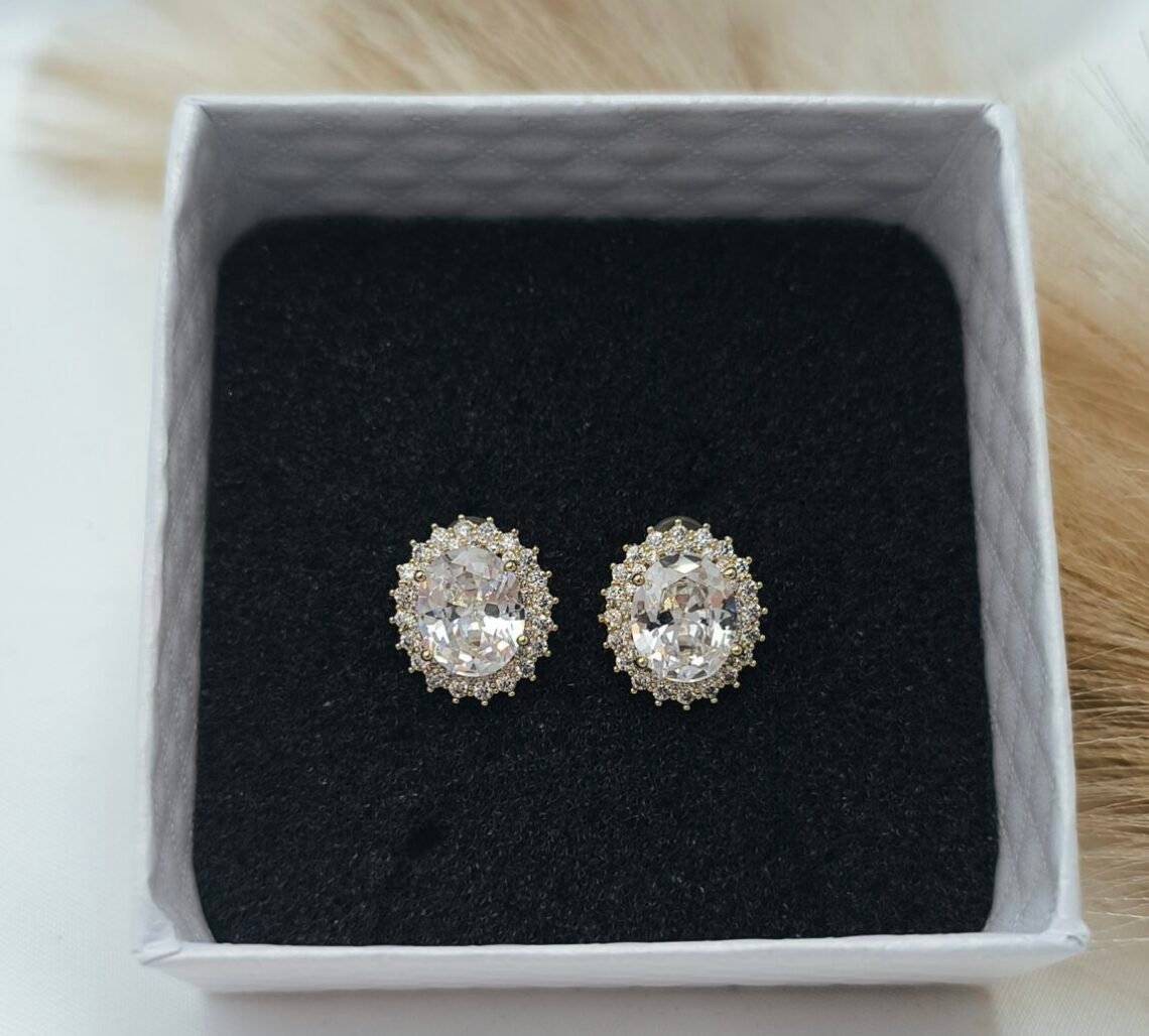 cropped-IMG_20250910_150404-scaled-2.jpg '' Lydia '' Σκουλαρίκια νυφικά χρυσά - Image 1