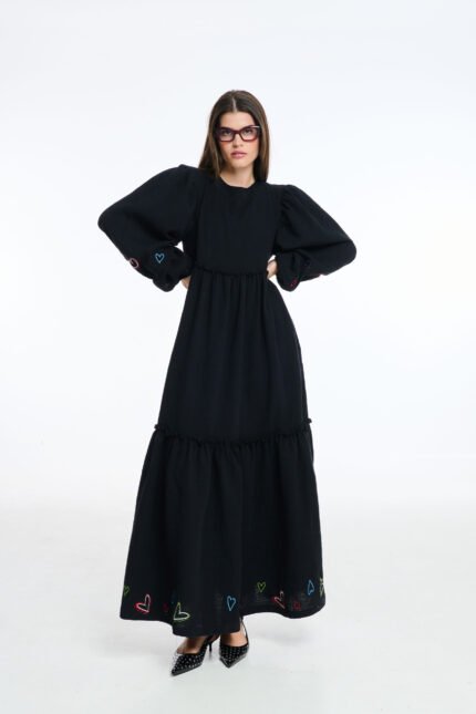 Γυναικεί ο φόρεμα με κέντημα -Hearts - BLACK
