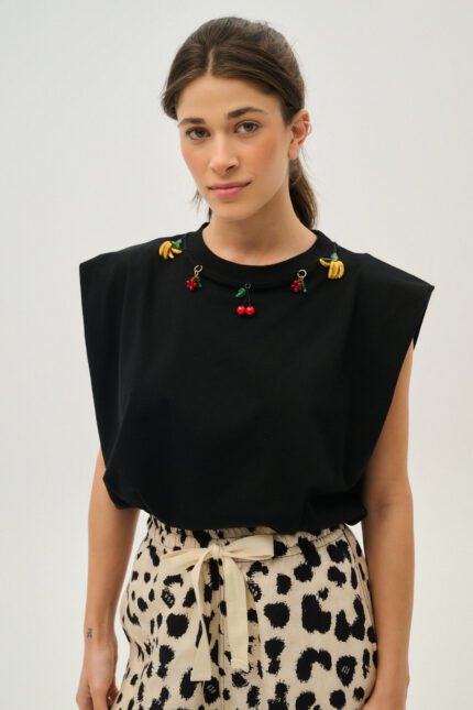 Γυναικείο αμάνικο μπλουζάκι με κεντημένα αξεσουάρ- Hanging Fruits - BLACK