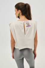 Κοντό μπλουζάκι με κέντημα PCP CLOTHING - Image 2