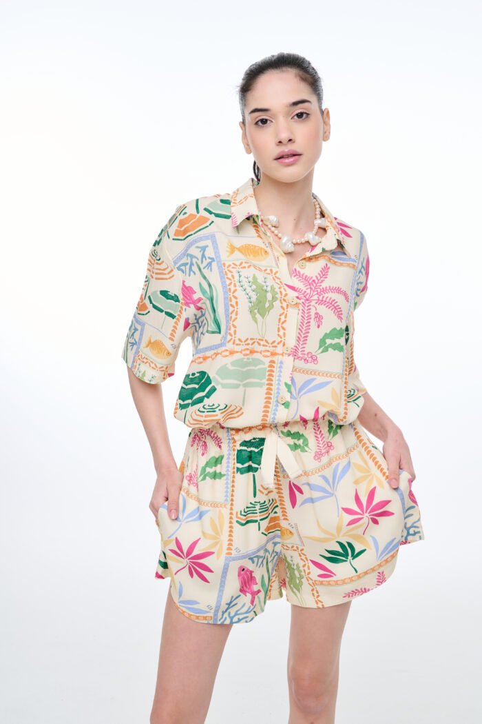 Γυναικείο σορτσάκι εμπριμέ Magenta | PCP CLOTHING - Image 2