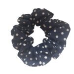 Χειροποίητο "Rosie" scrunchie πουά μπλε μεγάλο - Image 2