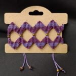 Μακραμέ βραχιόλι χεριού ζικ ζακ μωβ