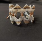 Μακραμέ βραχιόλι χεριού ζικ ζακ τρίχρωμο - Image 2