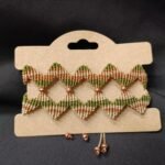 Μακραμέ βραχιόλι χεριού ζικ ζακ λαδί μπεζ μελί