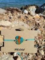 Μακραμέ βραχιόλι χεριού καρδιά πολύχρωμη