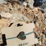 Μακραμέ βραχιόλι χεριού καρδιά χακί