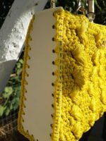 Χειροποίητη τσάντα crochet σε εκτυφλωτικό κίτρινο - Image 2