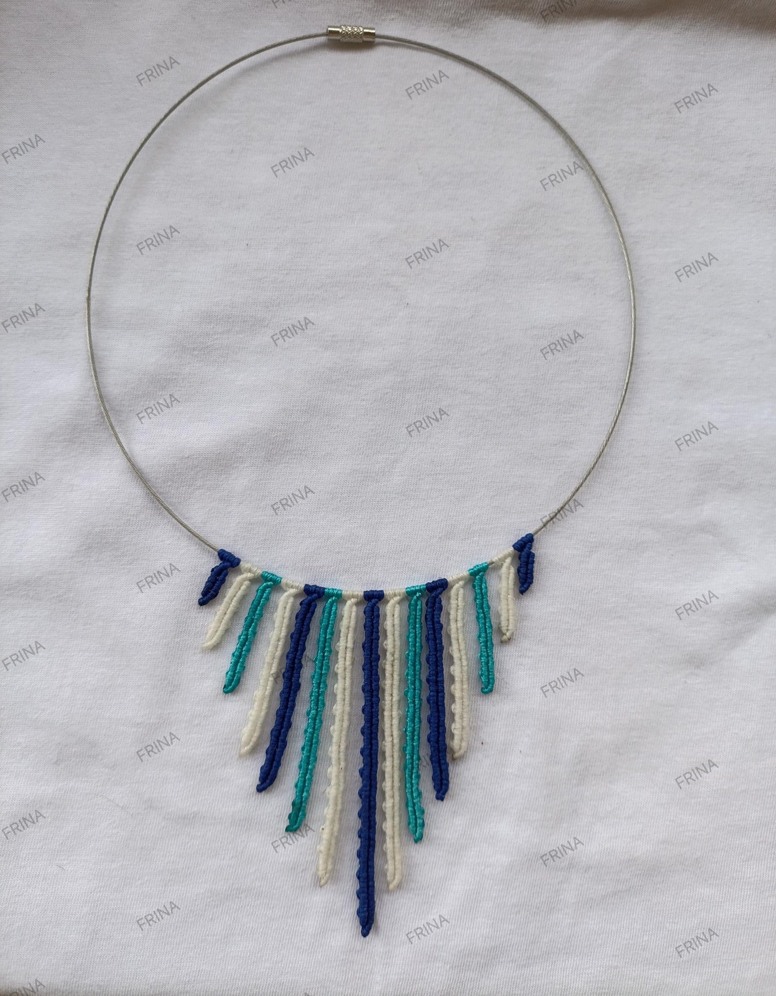 IMG_20251109_142952 ΒΕΡΓΑ ΛΑΙΜΟΥ ΜΕ ΜΑΚΡΑΜΕ ΜΠΛΕ-ΓΑΛΑΖΙΟ-ΑΣΠΡΟ - Image 1