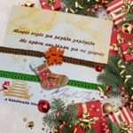 Σετ βραχιόλια πράσινο - καφέ με μπότα και χιονονιφάδα - Image 5