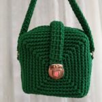 Πλεκτή τσάντα κυπαρισσί τετράγωνη 18*18εκ