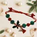 Χειροποίητο βραχιολάκι γούρι 2026 με γκι πράσινο - κόκκινο - Image 3